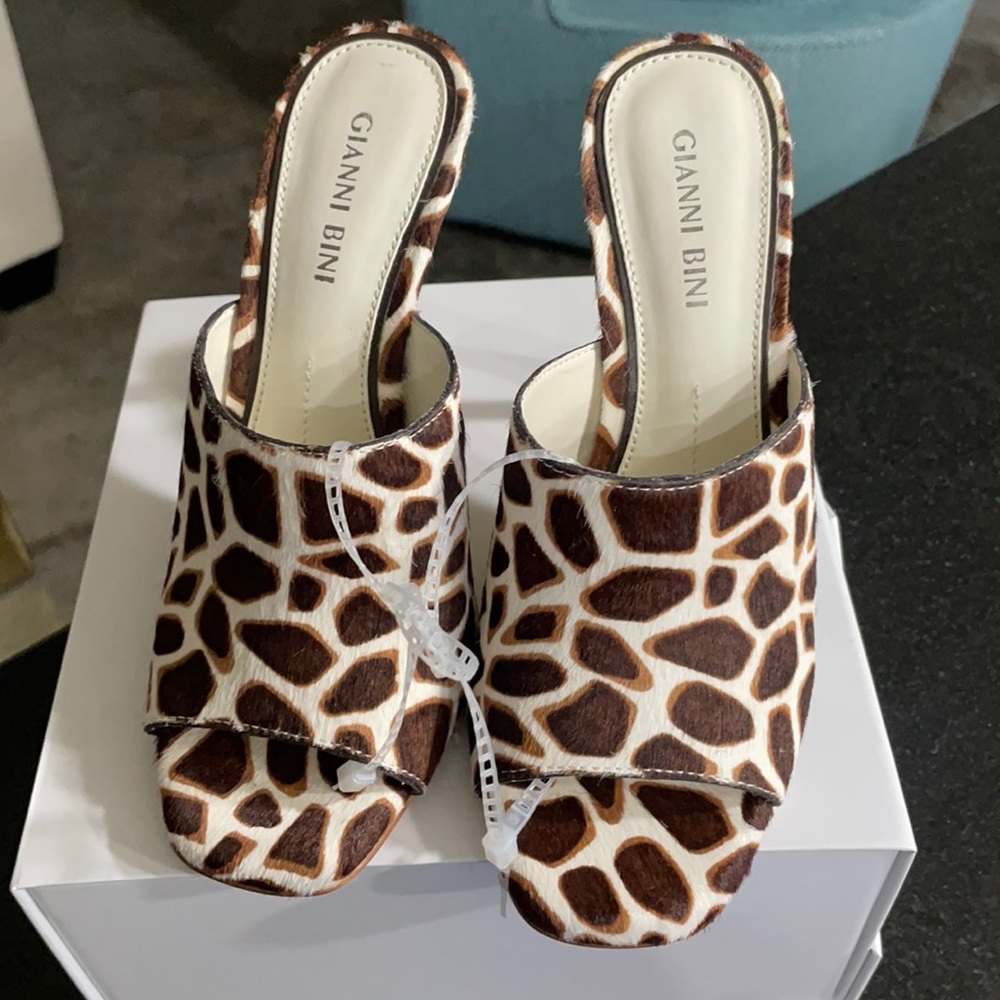 Gianni Bini Giraffe Print Mule